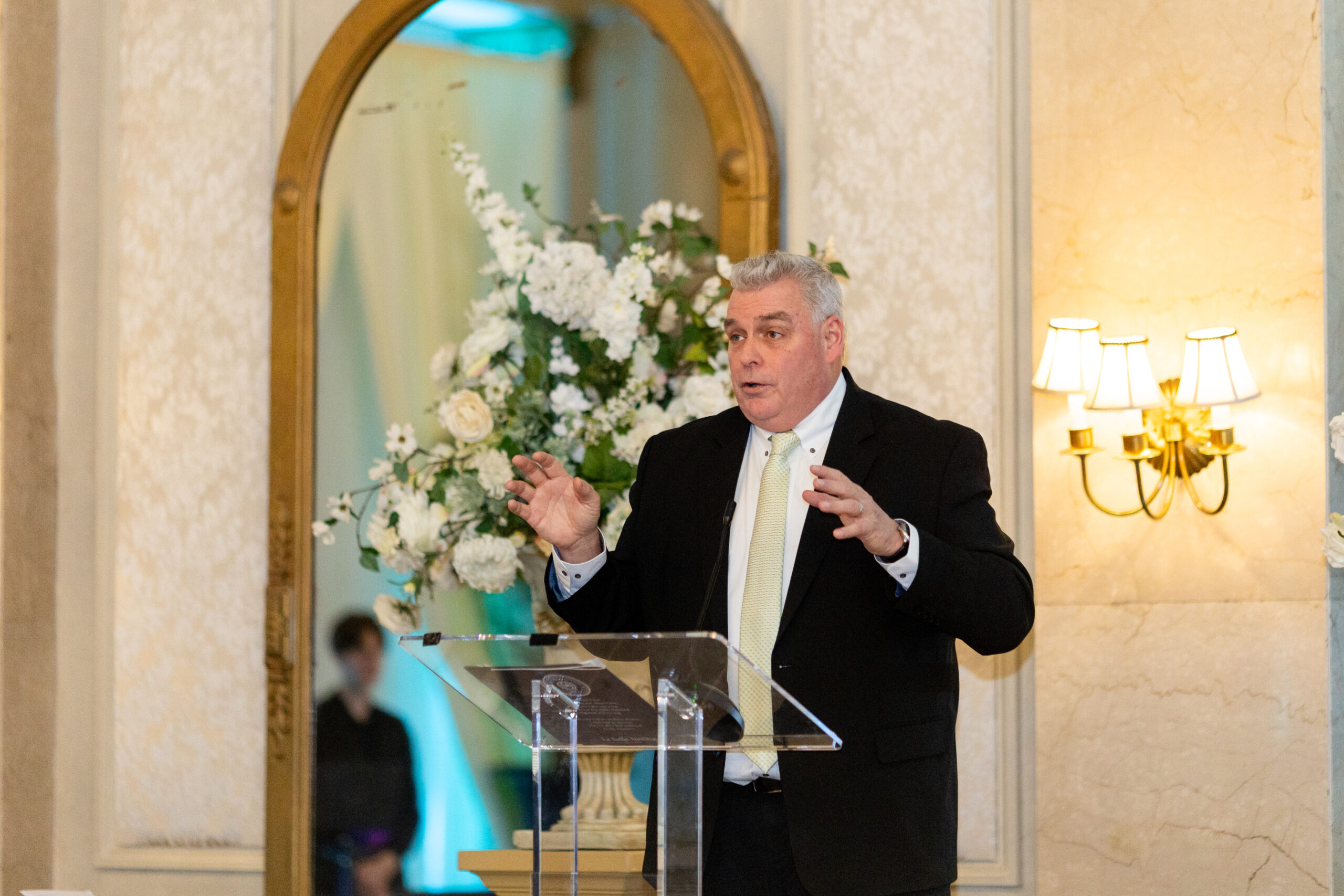 John Gray '81 speaking at the gala